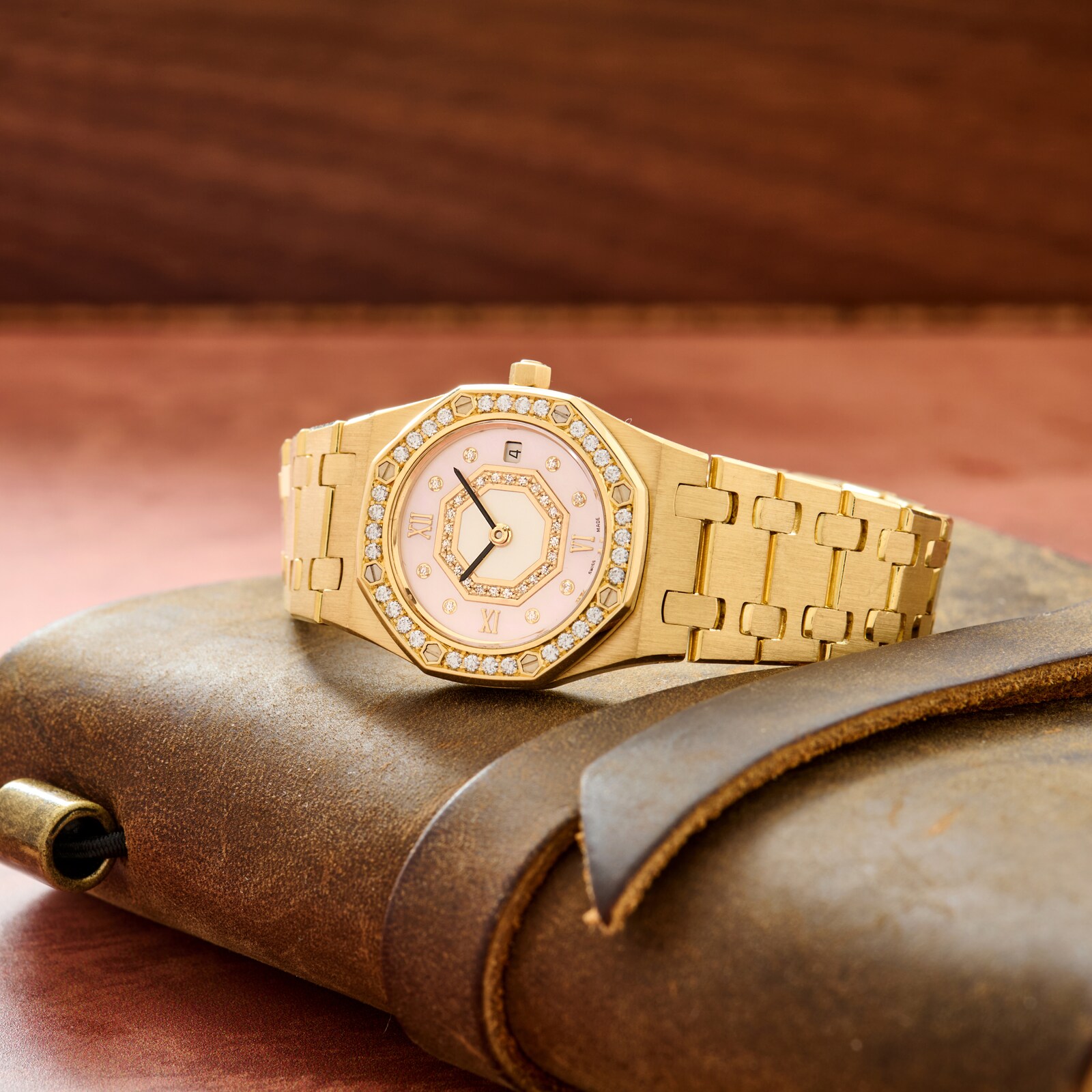 Pre-Owned Audemars Piguet Royal Oak 'Pink MOP' Ladies Diamonds