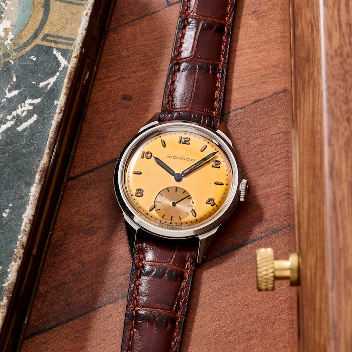 Pre-Owned Movado Calatrava' Field Watch