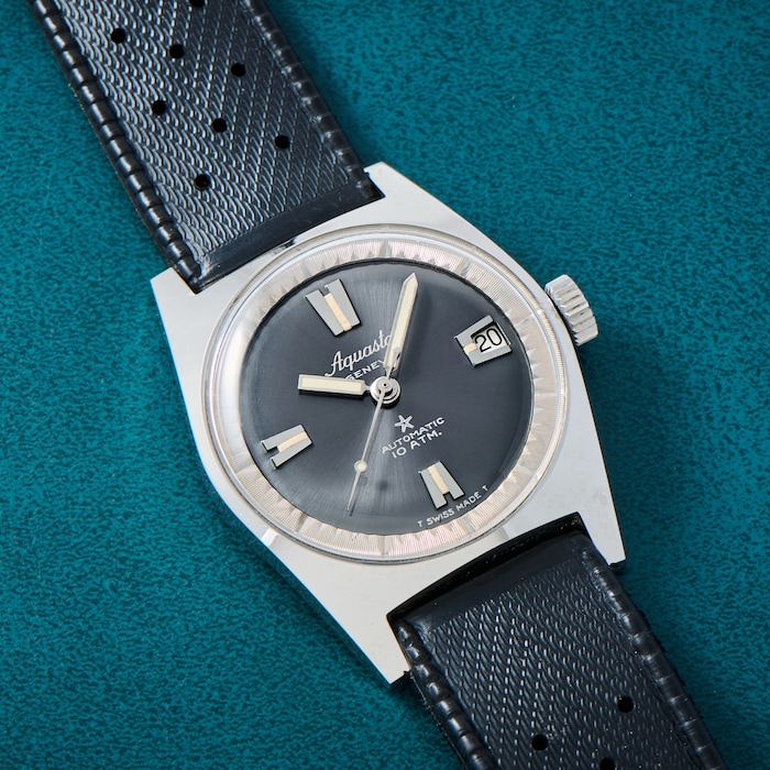 Pre-Owned Aquastar Diver