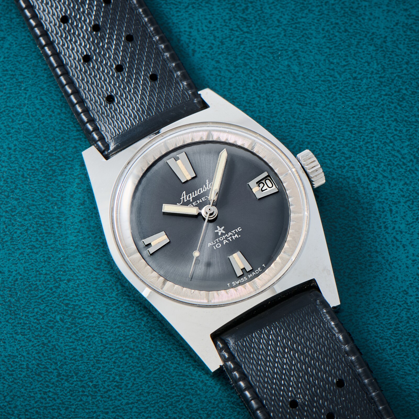 Pre-Owned Aquastar Diver