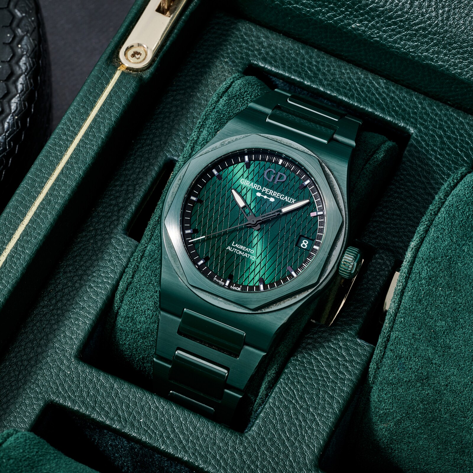 Pre-Owned Girard-Perregaux Laureato Chronograph 42 'Aston Martin' Edition