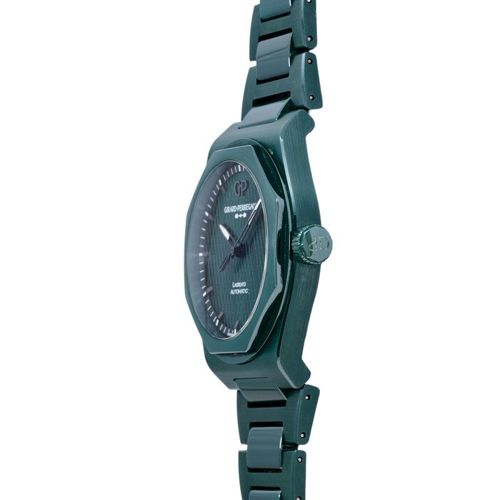 Pre-Owned Girard-Perregaux Laureato Chronograph 42 'Aston Martin' Edition