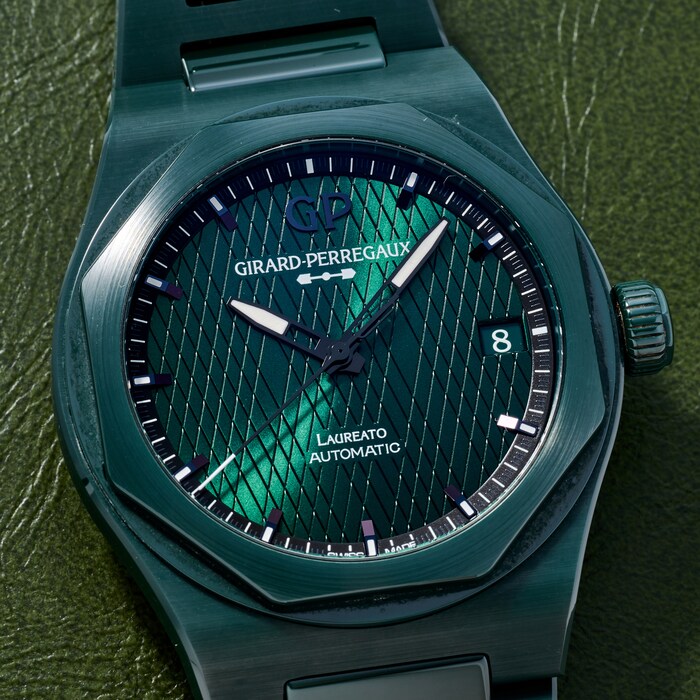 Pre-Owned Girard-Perregaux Laureato Chronograph 42 'Aston Martin' Edition