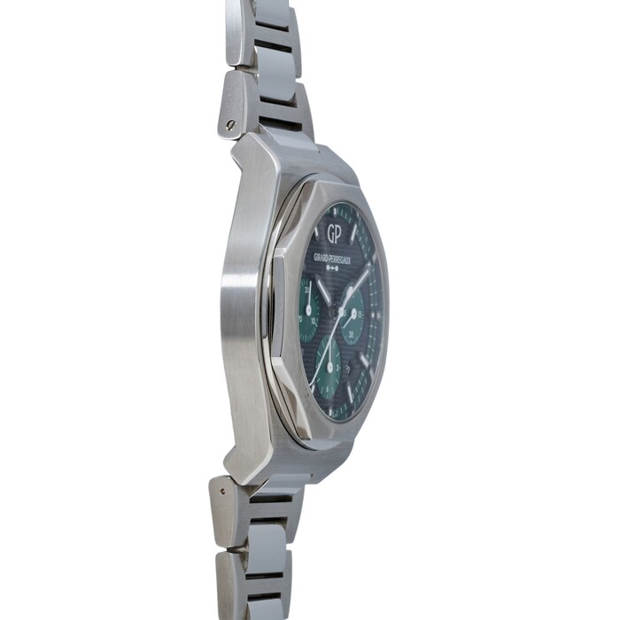 Pre-Owned Girard-Perregaux Laureato Chronograph 42