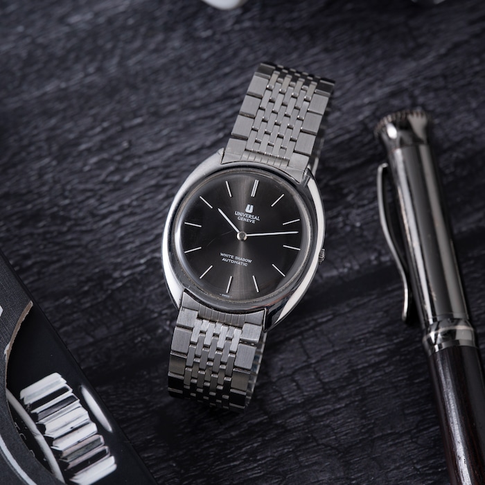 Pre-Owned Universal Universal Genève White Shadow