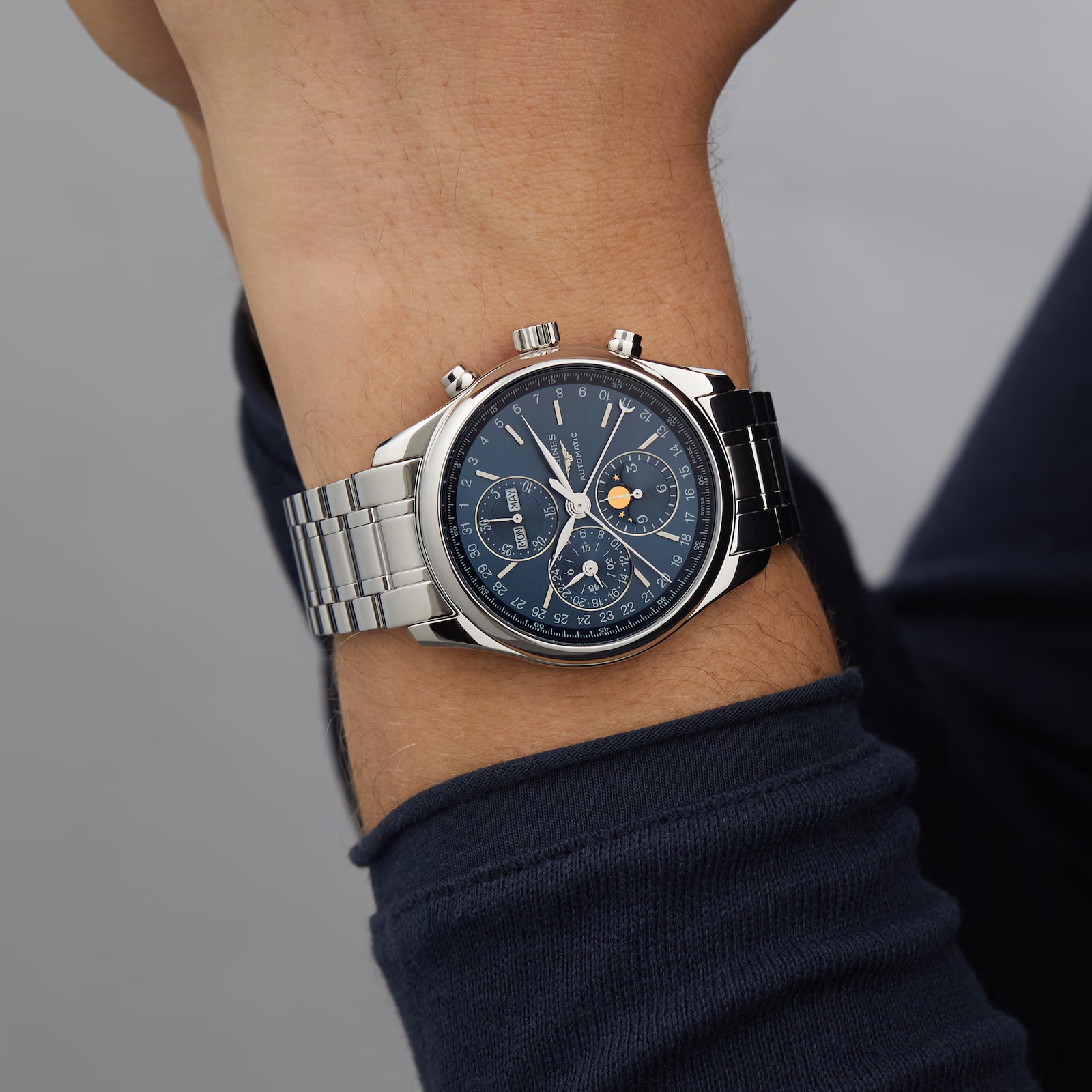 Pre-Owned Longines Master Collection 42mm Mens Watch Sunray Blue