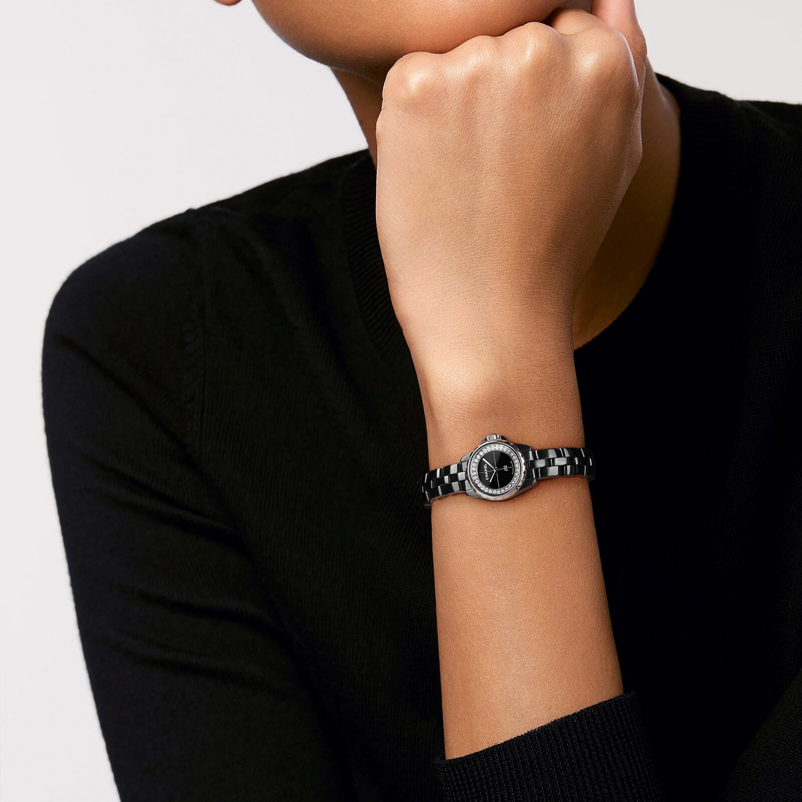 Ex-Display Chanel J12 XS WATCH, 19MM H5235