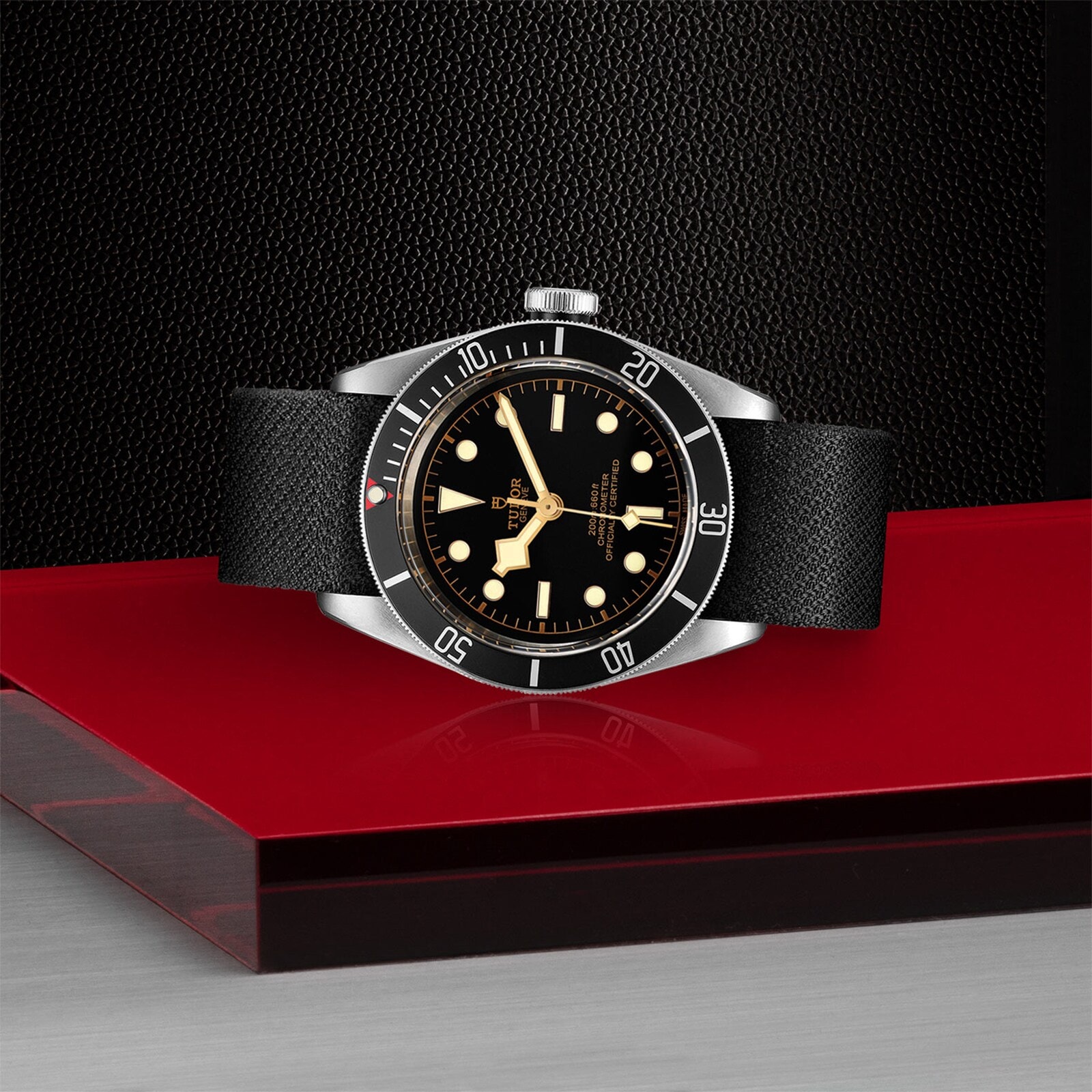 Ex-Display Tudor Happy Sport 30 mm Automatic Mens Watch Ex-Display Tudor Happy Sport 30 mm Automatic Mens Watch
