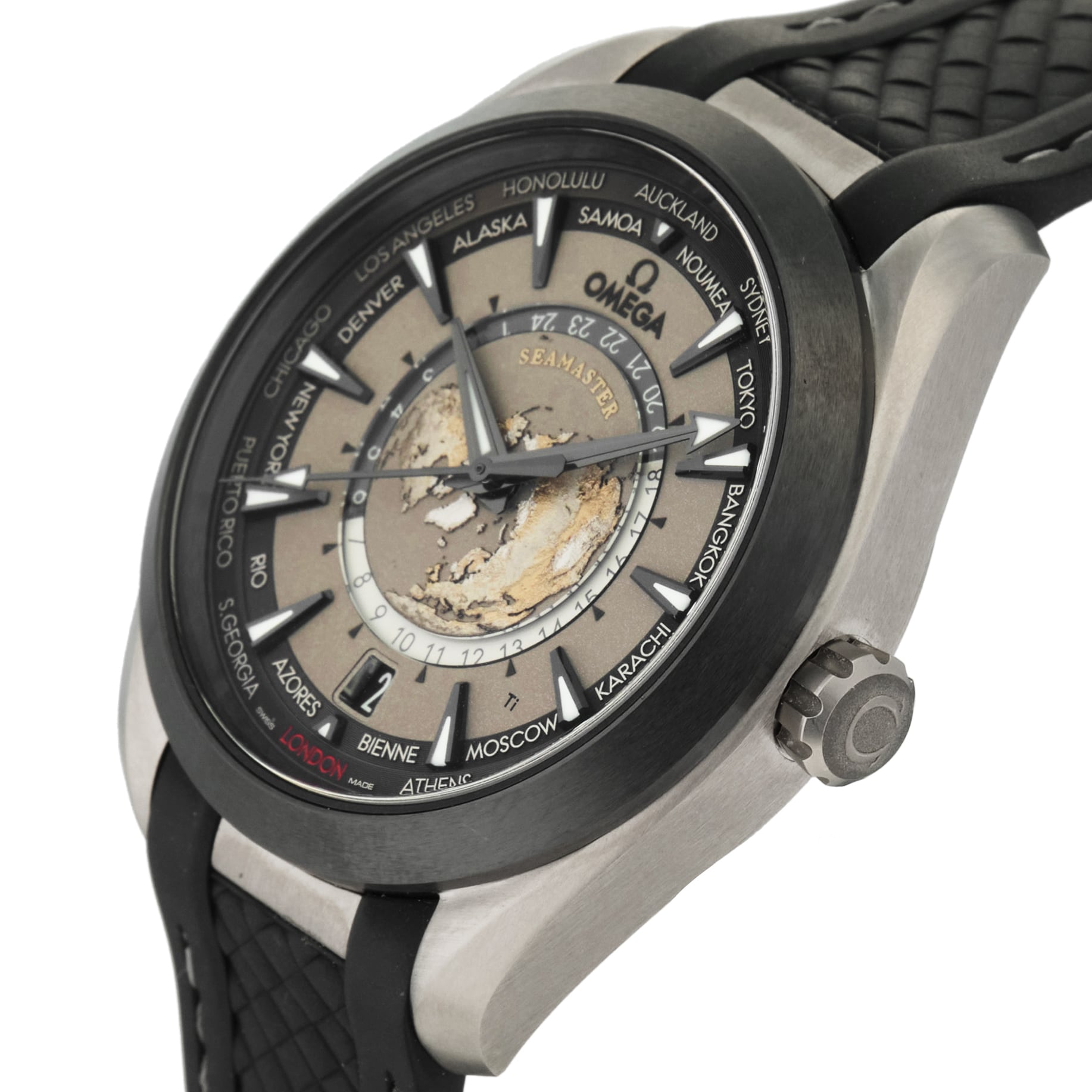 Ex-Display Omega Seamaster Aqua Terra 150m Co Axial Master Chronometer GMT Worldtimer 43mm Automatic Mens Watch Black Rubber Ex-Display Omega Seamaster Aqua Terra 150m Co Axial Master Chronometer GMT Worldtimer 43mm Automatic Mens Watch Black Rubber