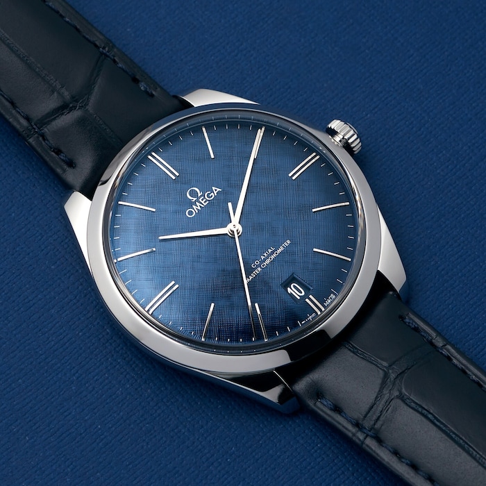 Pre-Owned Omega De Ville Tresor Co-Axial 40 mm Mens Watch