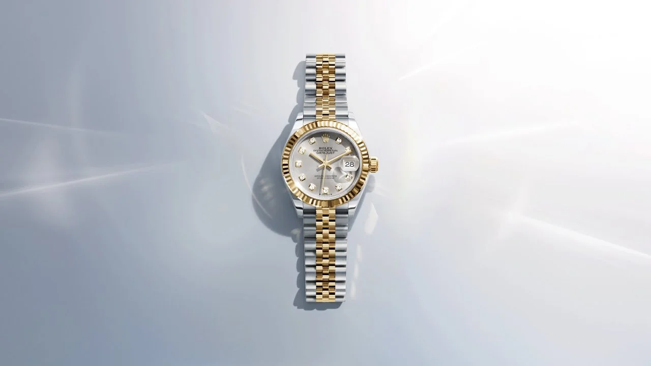 Rolex Lady-Datejust - Graceful elegance Video cover
