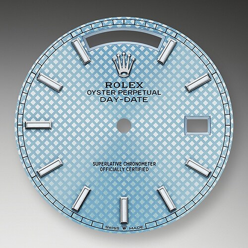 ICE-BLUE DIAL