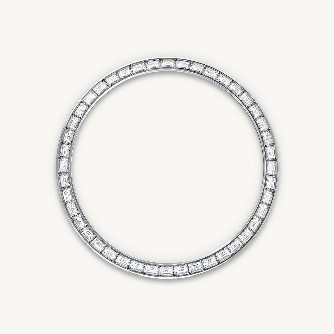 Diamond-set bezel