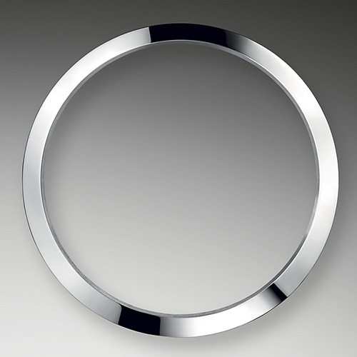 SMOOTH BEZEL